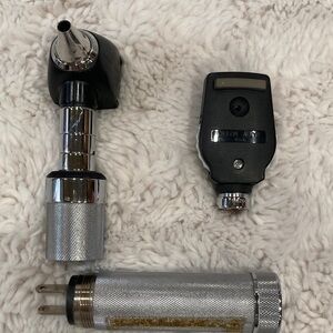 Professional Silver and Black Otoscope and ophthalmoscope
